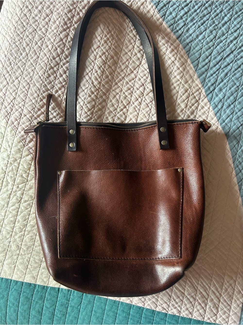 Small Classic Tote with Zip - Nutmeg